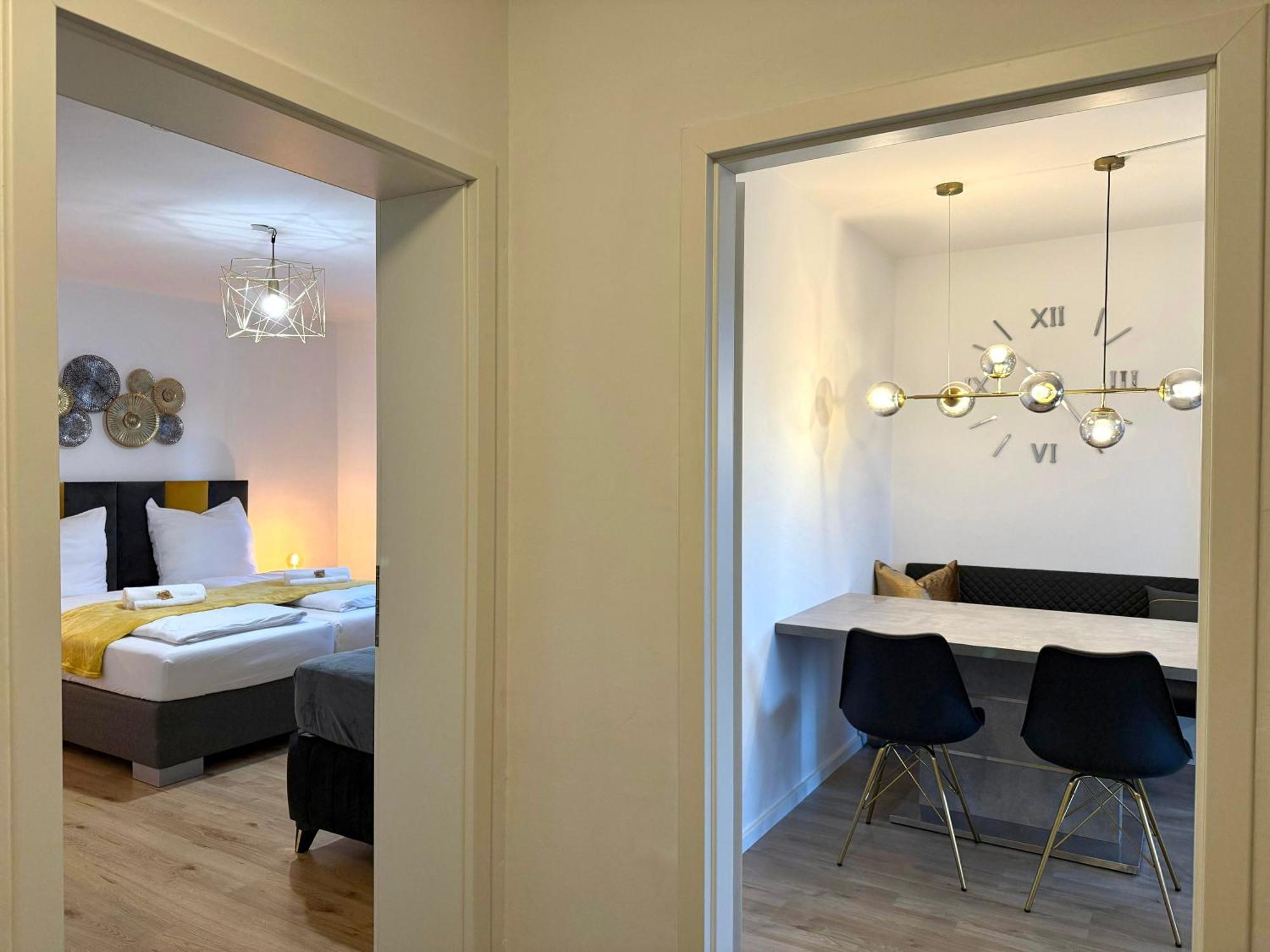 Yay - 65M2 Apartment Am Bahnhof - Smart Tv - Internet - Kaffee - Waschmaschine - Trockner Muehldorf am Inn ภายนอก รูปภาพ