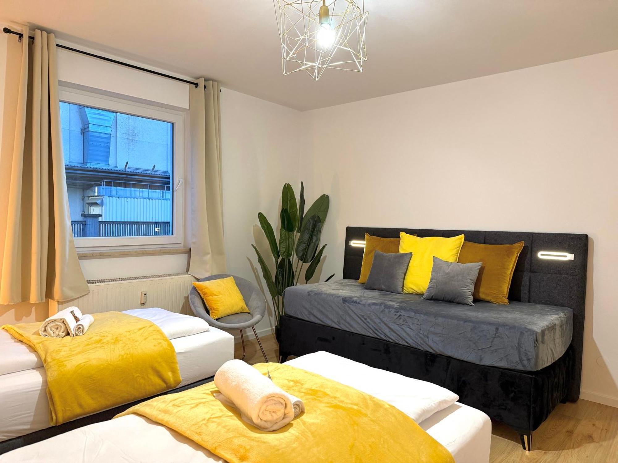 Yay - 65M2 Apartment Am Bahnhof - Smart Tv - Internet - Kaffee - Waschmaschine - Trockner Muehldorf am Inn ภายนอก รูปภาพ