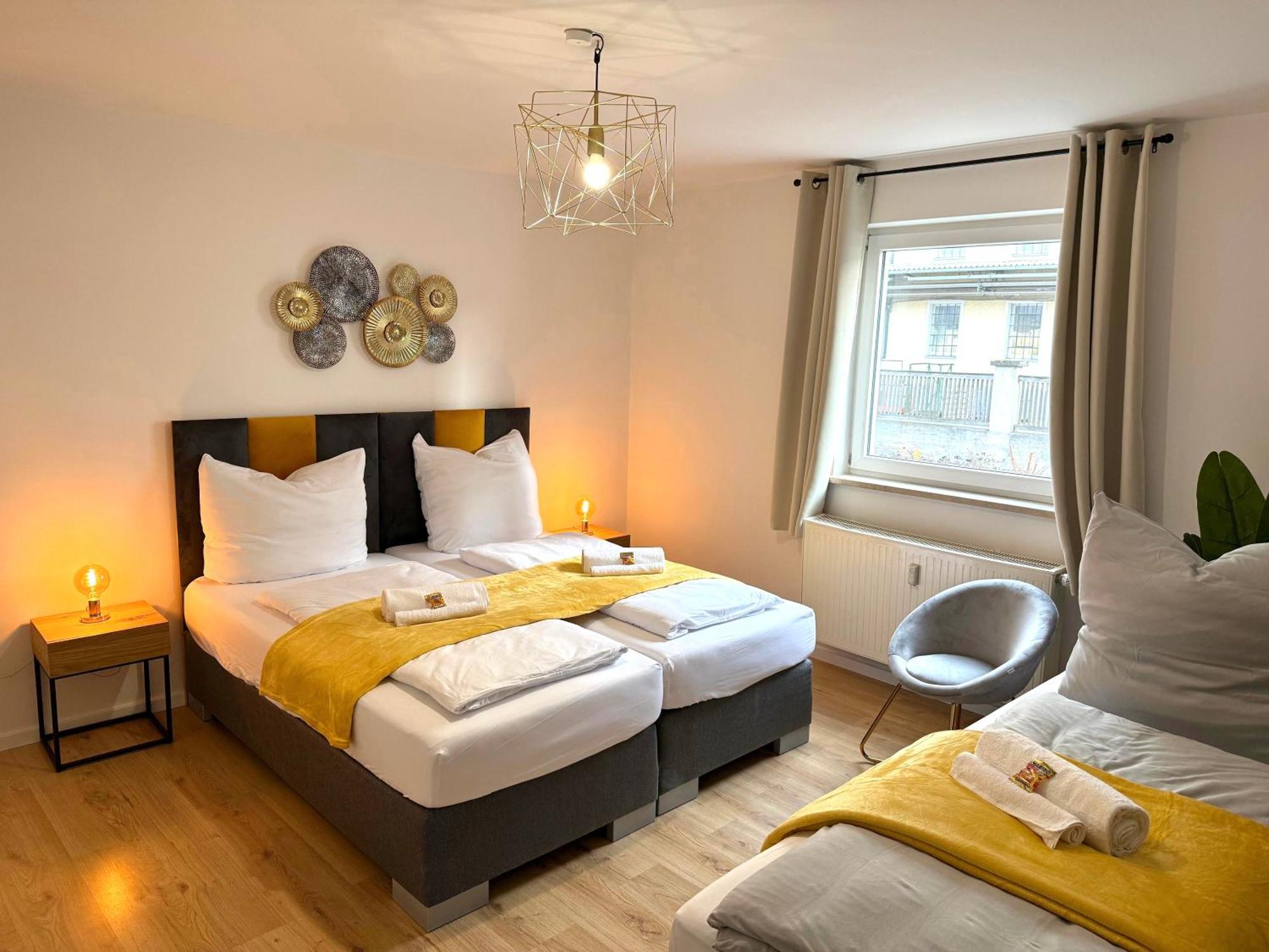 Yay - 65M2 Apartment Am Bahnhof - Smart Tv - Internet - Kaffee - Waschmaschine - Trockner Muehldorf am Inn ภายนอก รูปภาพ